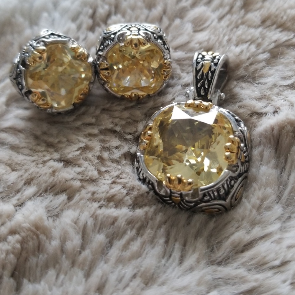 Canary yellow jewelry set